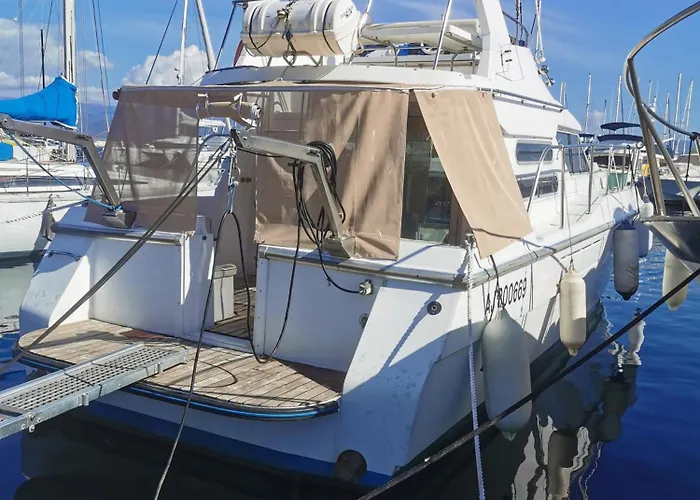 Flottant * Аяччо